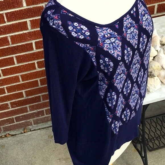 Lucky 🍀 Brand Top - Picture 3 of 11